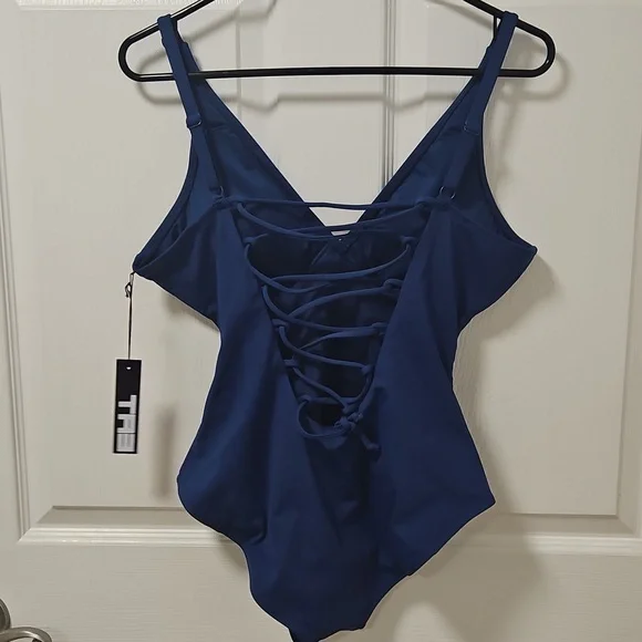 NWT TA3 Plungey In Royal Blue/Navy, M Short - Picture 4 of 11